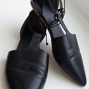 Vince Noella Arabian Leather Black Lace Up Pointed Toe Flats size 7,5M